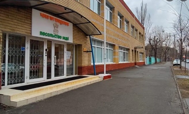 Indian embassy in Kyiv asks nationals to leave Ukraine as soon as possible